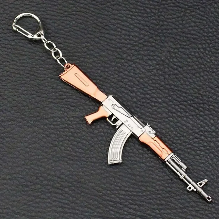 2pc Toy Gun Keychain, Alloy Toy Gun Model Pendant Car Key Chain Car Key Ring Gift For Men Boys