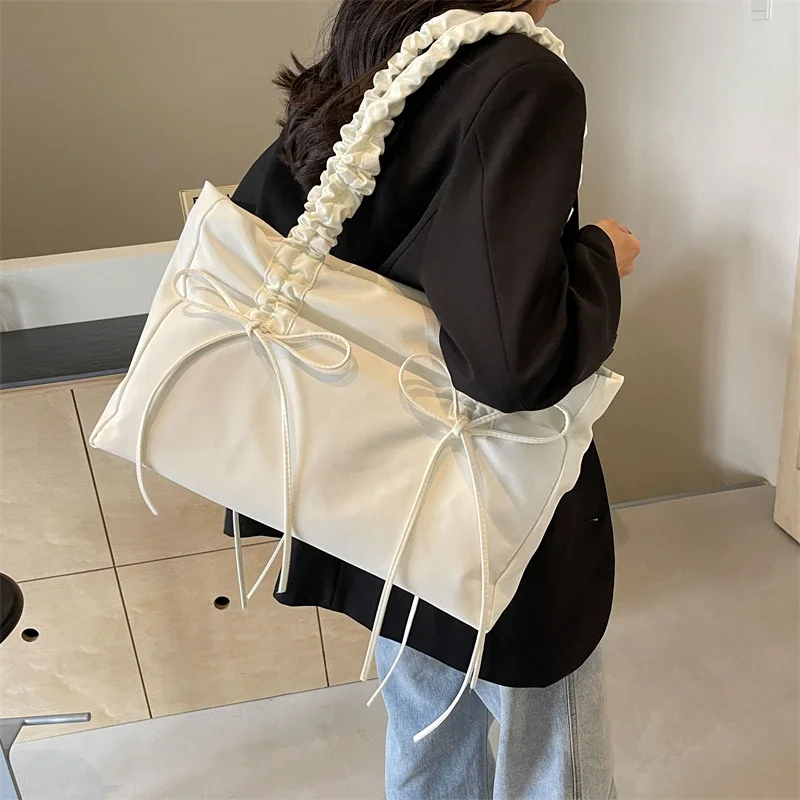 Meet You Bow Design Women's Large Capacity Shoulder Bag Fashion Trend Pleated Shoulder Strap Shopping Tote Female Crossbody Bag