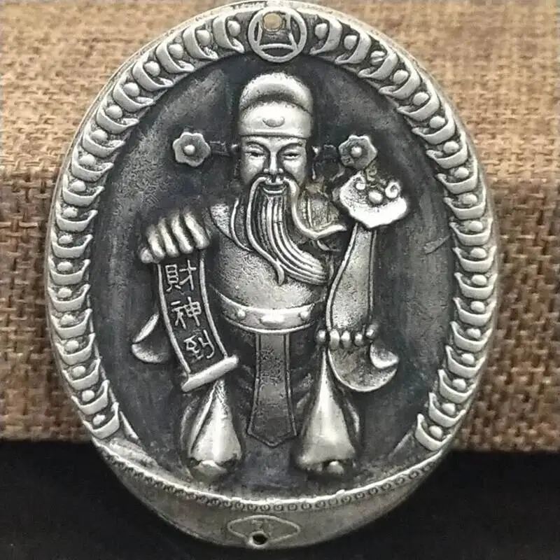 

Old Chinese Tibet Silver Handcarved God Of Wealth Buddha Lucky Pendant