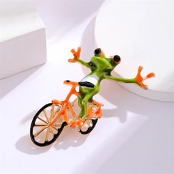 Personality funny cowboy frog push suitcase brooch for women three styles animal pin suit coat accessories party