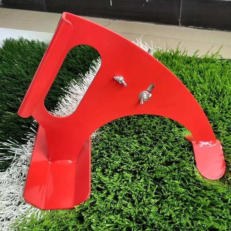 Profesjonalne, wytrzymałe narzędzia ze stali do mocowania szwów trawnika sztucznego do instalacji boisk piłkarskich.