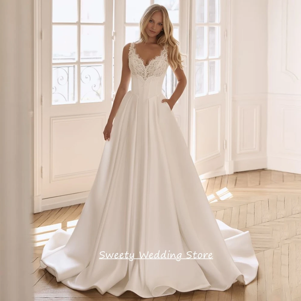 Customized V Neck Sleeveless Wedding Dress Gorgeous Lace Applique A Line Sweep Train Bride Satin Bridal Gown Robe Mariee