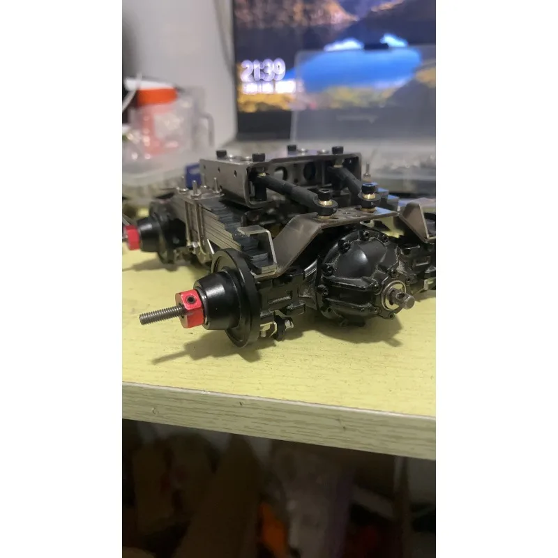 ステンレス鋼サスペンションアダプタープレート 1/14 タミヤ RC ダンプトラック SCANIA 770S VOLVO メルセデスベンツ ACTROS 3363 MAN 車部品用