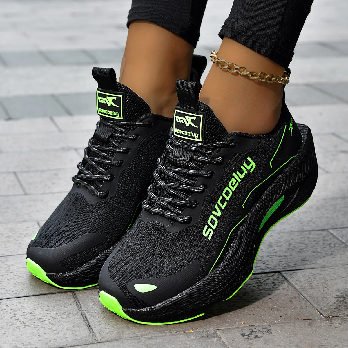 Men's Running Shoes Outdoor Luxury shoes Couple Off-road Breathable Race Sneakers Non-Slip Mesh Cushioning Trainer Shoes Fashion