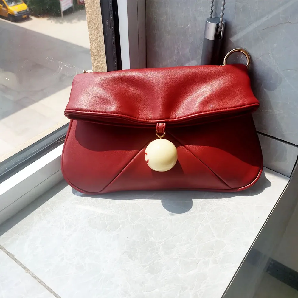 

Fashion Brand Design Bag Chain Table Tennis Cross-body Bag for Women High-end Real Leather Retro Red Single Shoulder Armpit Bag