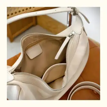明星時尚推薦米色半月形單肩手提包,純牛皮材質,女士腋下單肩包,休閒手提包 10 最佳銷售 米色手提包 - №3