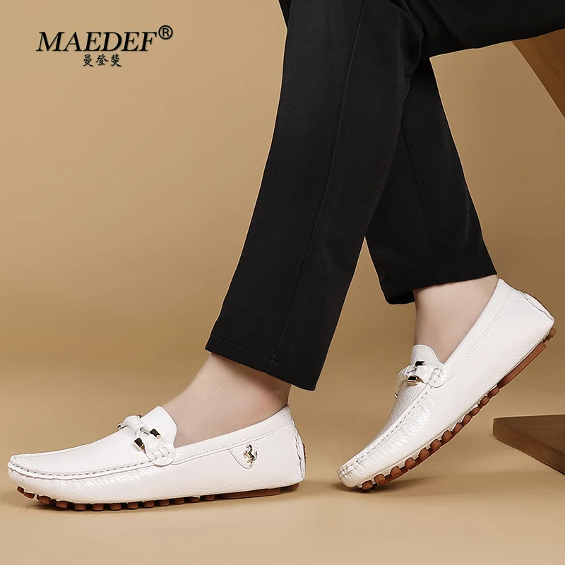 MAEDEF メンズ靴高級男性ローファー男性のドレスシューズ男性のための快適なカジュアルビジネス男性の靴男の運転靴モカシン