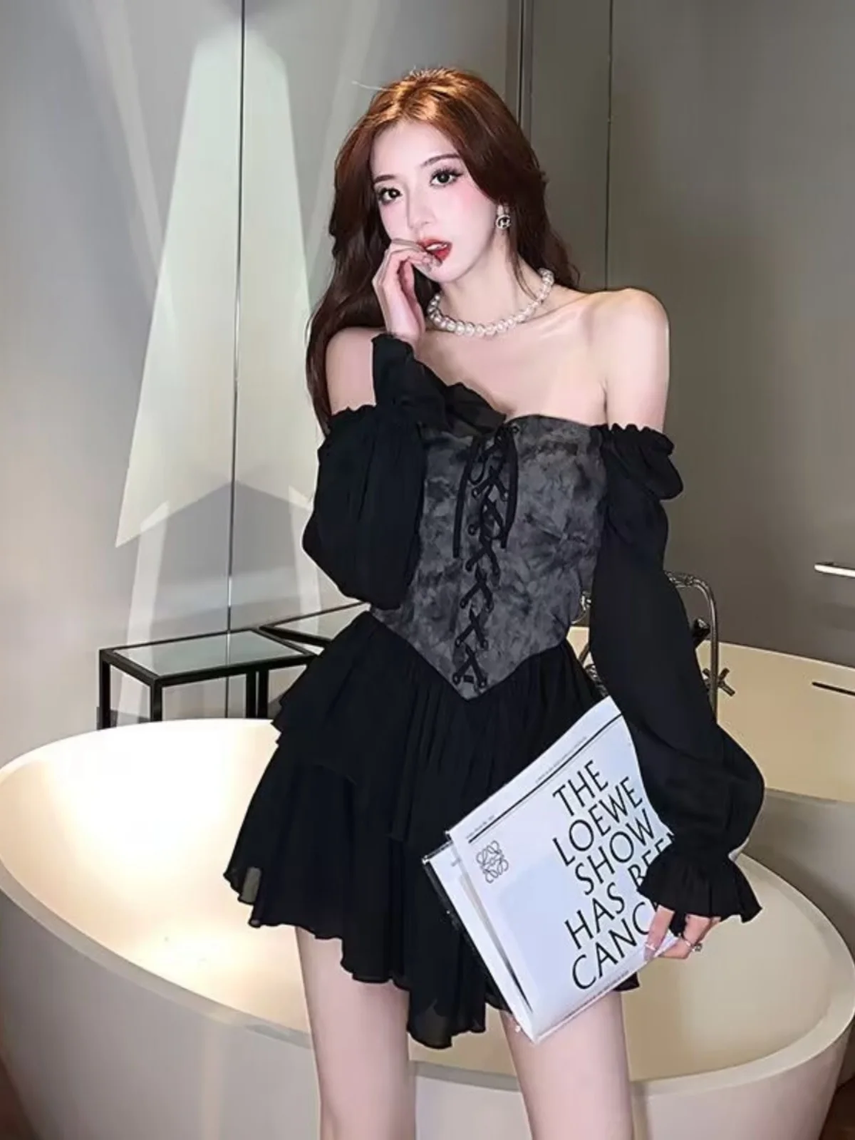 

Retro Pure Desire Style Korean A-Line Dress Spring Autumn Fashion New Arrival Puffy Skirt Short Sleeve V-Neck Dress
