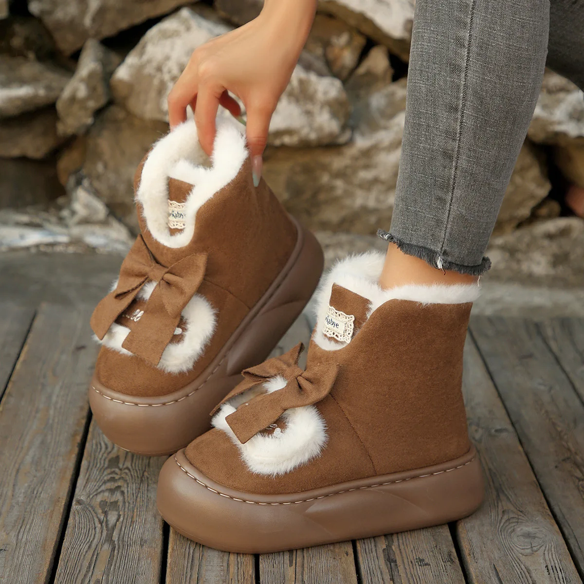 

Новинка 2024 года, милые зимние сапоги на толстой подошве для женщин, стильные зимние флисовые и утолщенные хлопковые сапоги с бантом, теплая шерстяная хлопковая обувь