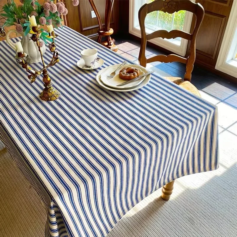 One blue and white striped tablecloth, an outdoor tablecloth for creating a fresh and casual picnic atmosphere.