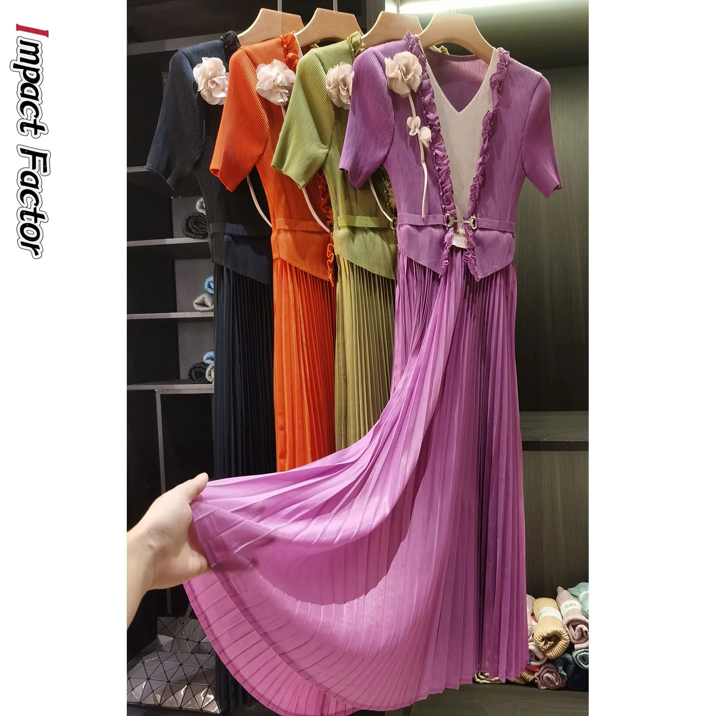 Miyake Celebrity Style Pleated Dress Women's Short Sleeve V-Neck Waist Skinny Pleated Skirt Age Reduction Long Dress