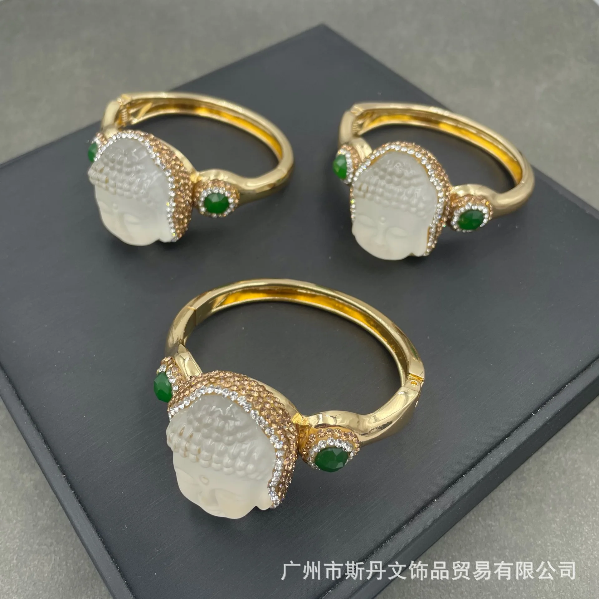 

Buddha head jade inlaid amethyst bracelet personalized original design medieval jewelry Czech amethyst manufacturers wholesale