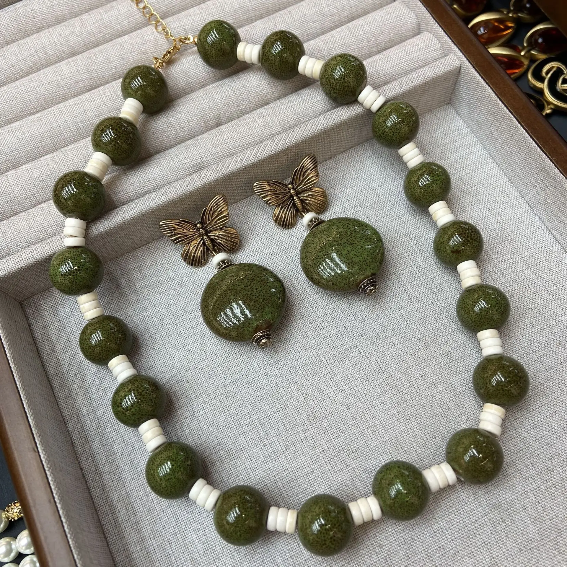 Maillard Green Cera…