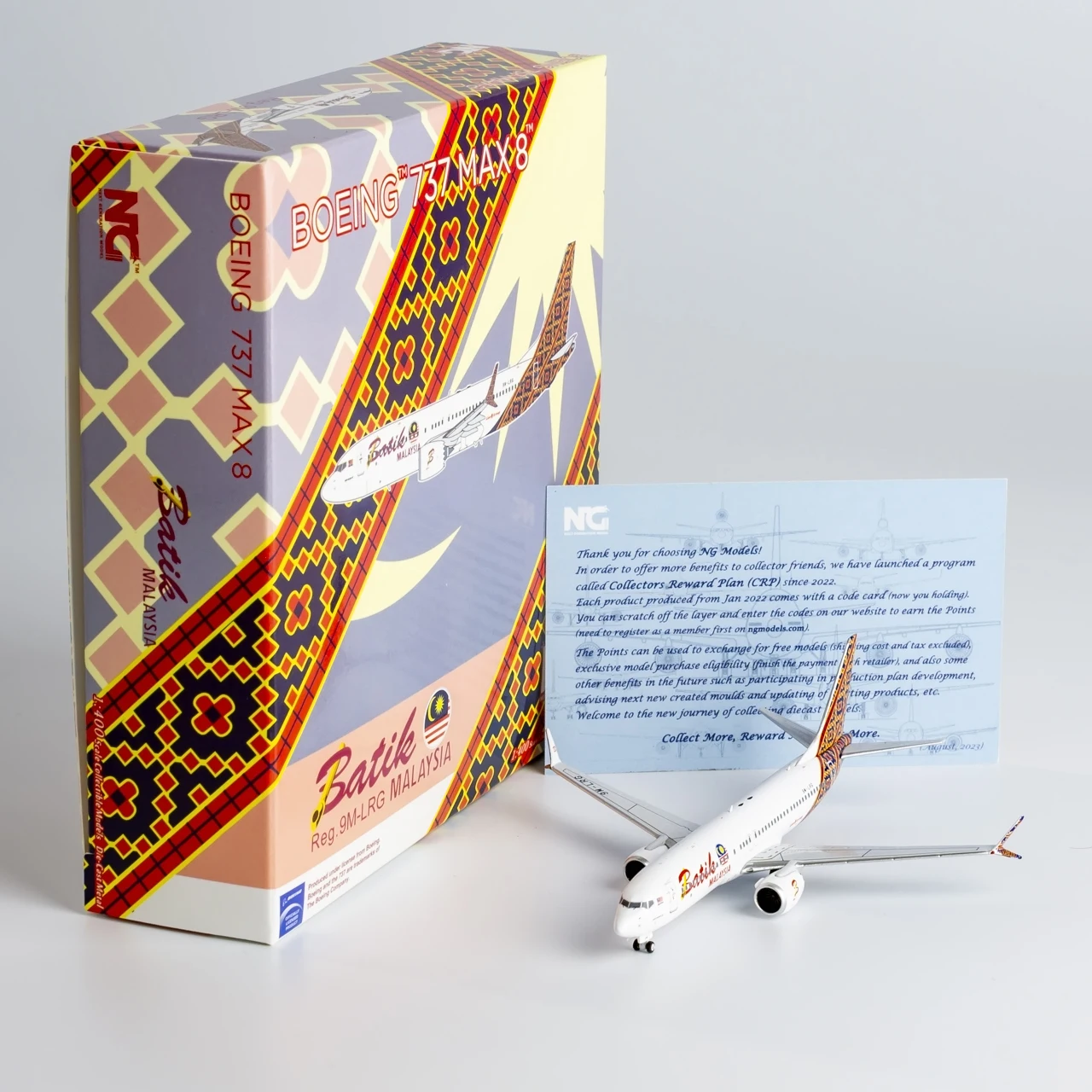 

88012 Alloy Collectible Plane Gift NG Model 1:400 Batik Air Malaysia Boeing B737 MAX 8 Diecast Aircraft Jet Model 9M-LRG