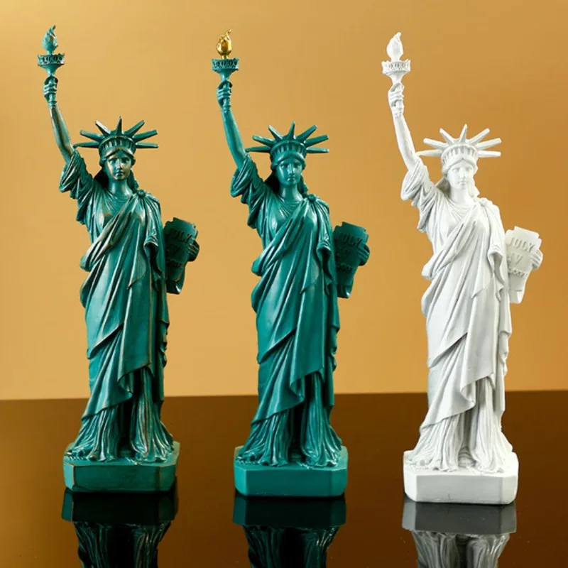 1Pcs 30cm Statue of Liberty Model Desk Accessories Collectibles Travel Souvenirs New York Office Home Interior Room Decoration