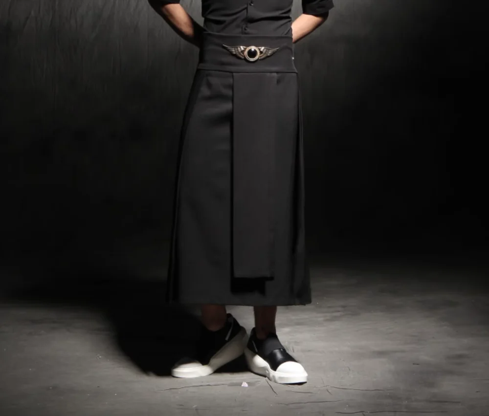 New Men Personalized Skirts Fashion Stage Singers Men's Trendy Pants Skirts Japanese Hairstylists DS Loose Wide Leg Pants