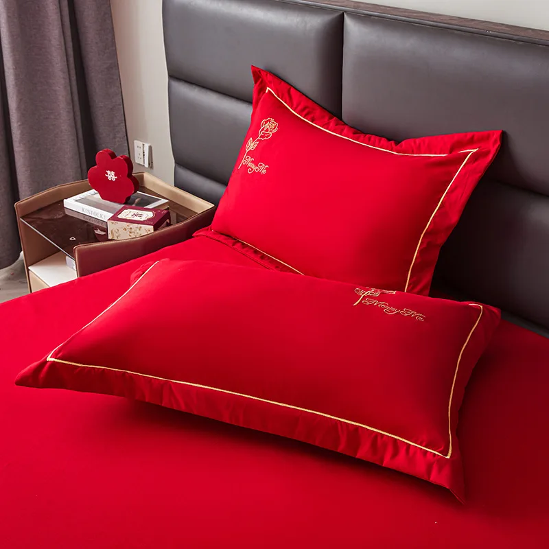 

Red Wedding Pillow Cover Pair Satin Bed Pillowcase for Room Decor Throw Pillows Cotton Fiber Dakimakura Sofa Luxury Bedding Set
