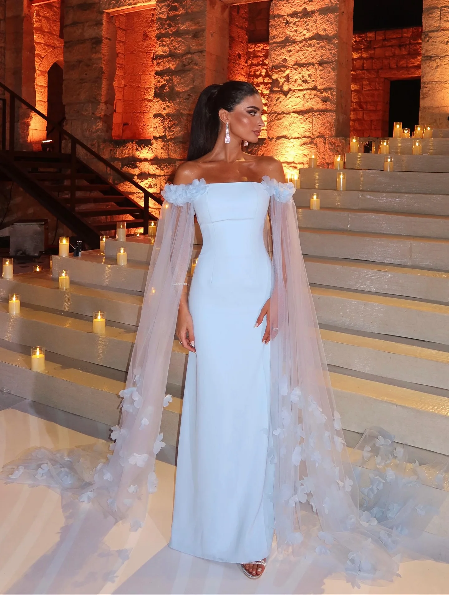 

Elegant Blue Women Evening Dresses Off Shoulder Floral Appliqued Prom Gowns with Cape Charming Customized Formal Events Dress