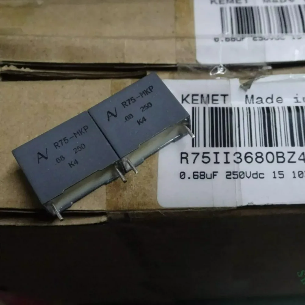 10pcs/lot AV R75 0.68uf 250V 680nf u68 684 K Brand New 15mm Film Capacitor (Height: 14mm) R75II3680BZ40K