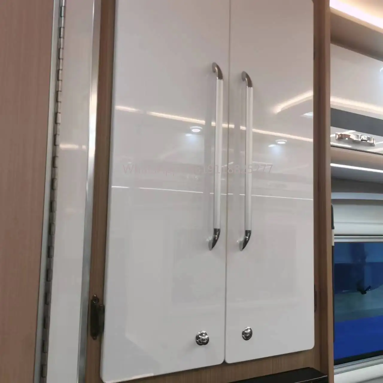 RV Customized aluminium frame furniture Wardrobe Cabinet Open Walk in glass door cloakroom