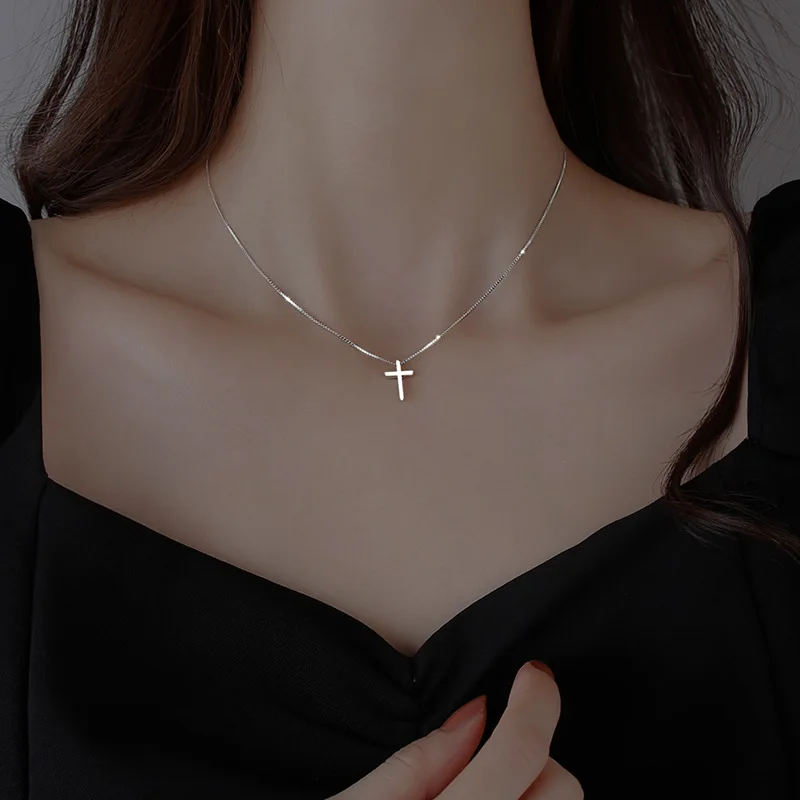 

Simple Cross Pendant Necklace for Women Fashion Clavicle Chain Necklace Jewelry Gifts Bijoux Collares