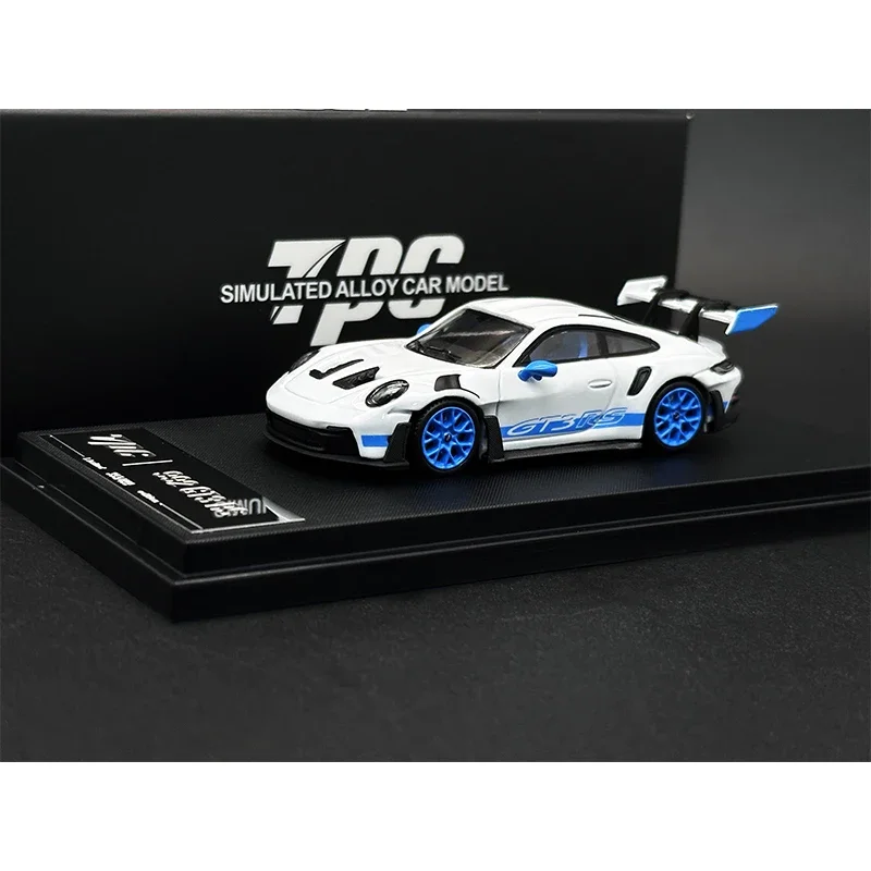 

TPC 1:64 992 GT3RS White Blue Wheel Hub Diecast Diorama Car Model Collection Miniature Toy