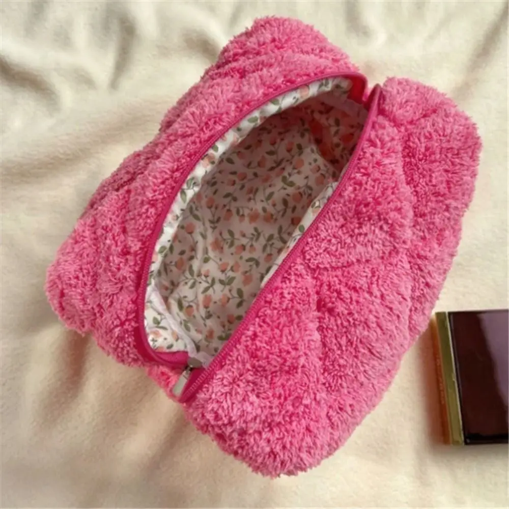 Cute Large Capacity Cosmetic Bag Pure Color Portable Design Toiletry Bag Plush Material Kawaii Style Storage Bag Washbag