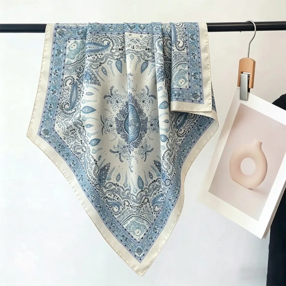 Elegant Geometric Shape Print Scarf Spicy Girls Hip Hop Small Square Scarf Headband Hair Scarf Silk Scarf Waist Scarf