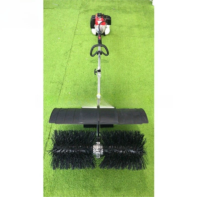 Two-stroke grass comb, portable sports lawn sweeper