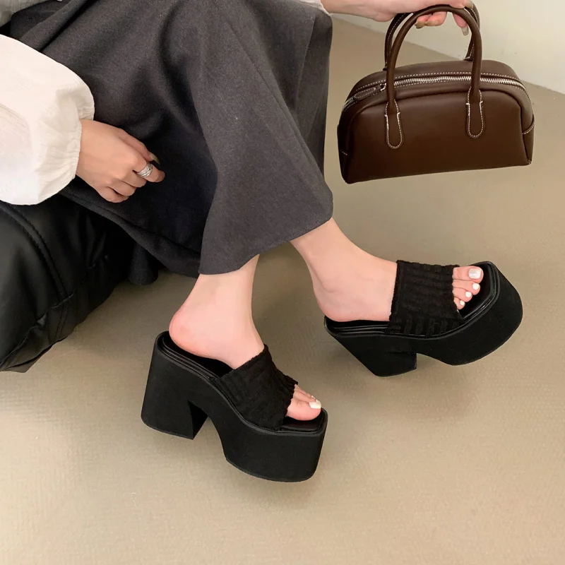 

Women Chunky Heeled Sandals Black High Heels Slippers Summer Platform Gladiator Shoes Leisure Ladies Sandals On Sale Sandalias