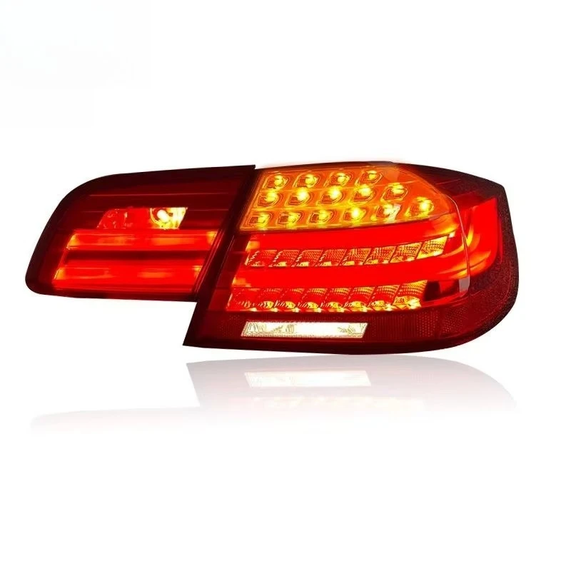 

1 Unit For E92 3 Series Coupe Tail Lights LED Rear Lamps Assembly Red Lens M3 Style Modified Look Dynamic Turn Signal