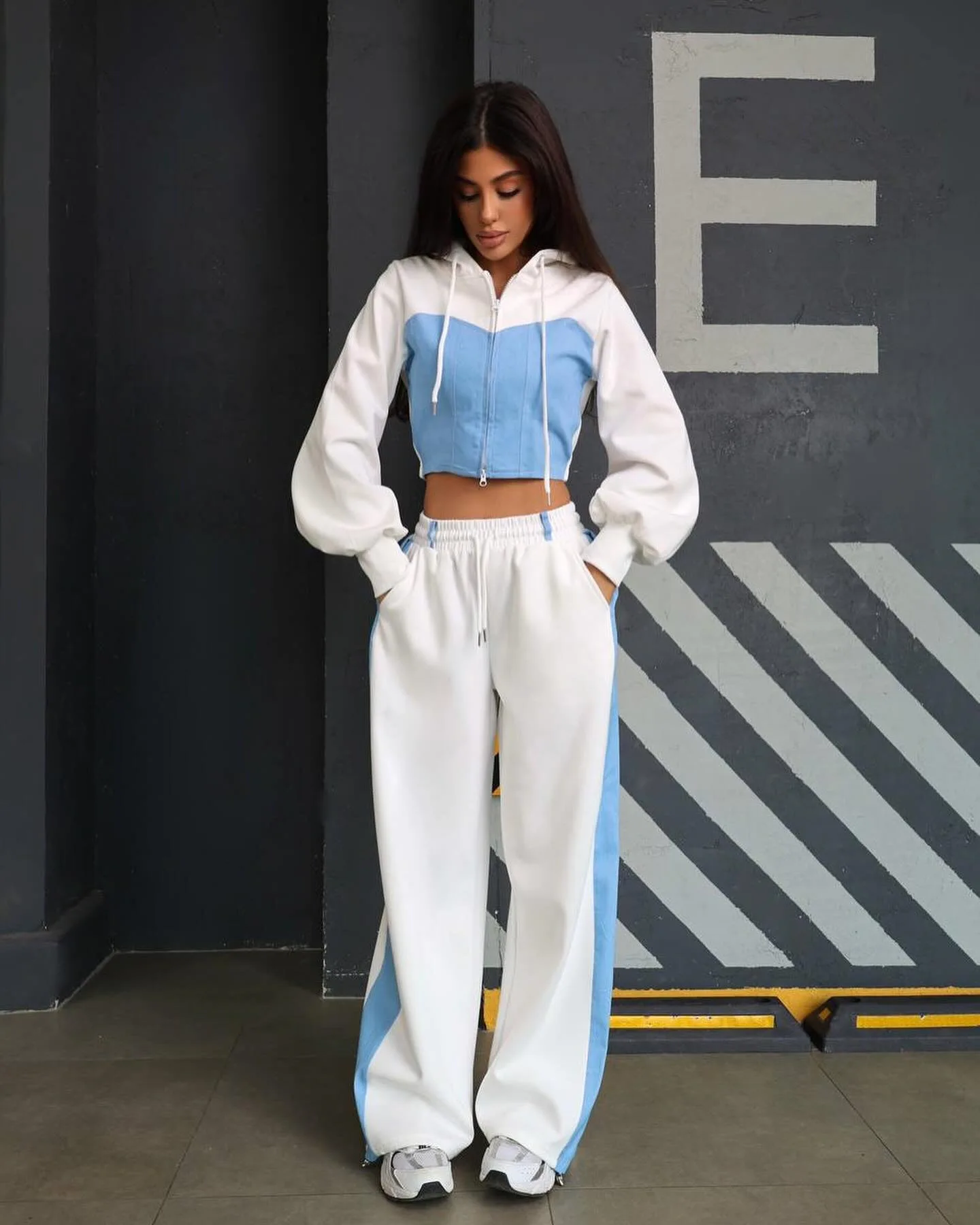 Casual Patchwork Denim 2 Piece Sets Women Outfit Slim Hoodies Crop Top Wide Leg Sweatpants Suit Streetwear Fashion Tracksuits