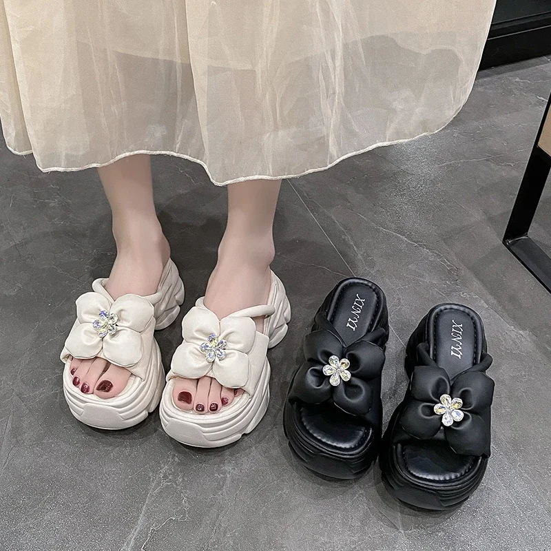 

Женские босоножки с круглым носком на толстой подошве, популярные шлепанцы на танкетке с цветами на платформе, модная уличная одежда