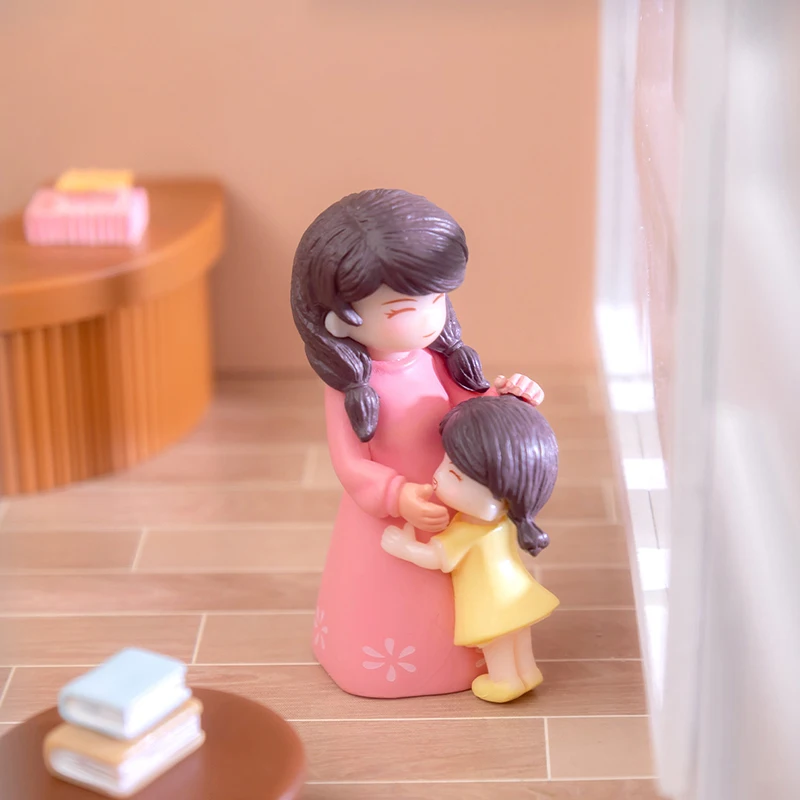 1pc Cute Miniatures Figurines Mother's Day Mother And Daughter Figure Doll Micro Landscape DIY Home Desktop Decoration Ornaments