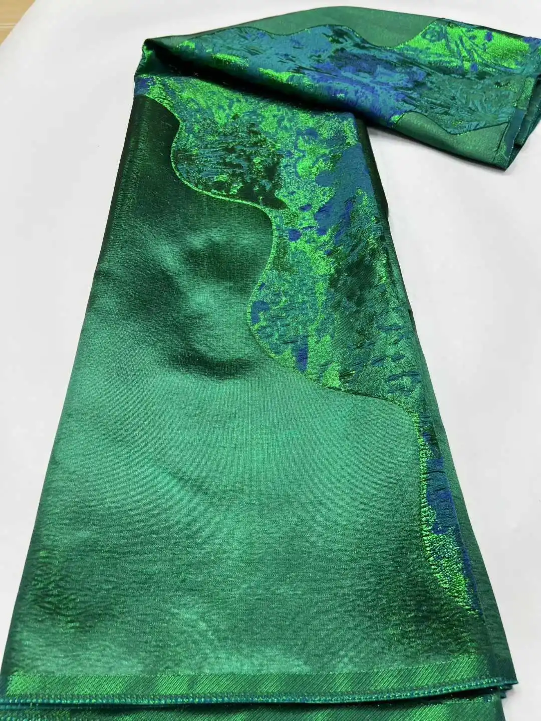 

2025 новейшая африканская кружевная ткань, парча, жаккардовая французская кружевная ткань, высокое качество, кружево для шитья, женский праздничный костюм, платье SZ848