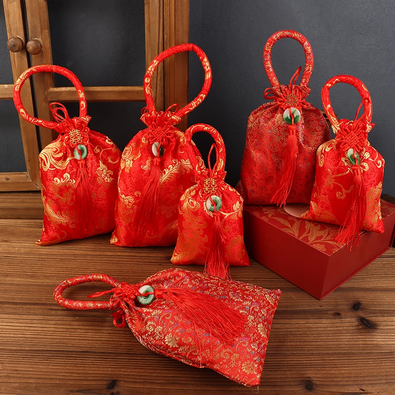 

1 шт., красная полиэстеровая сумка на удачу, праздничный цветок, сумка на шнурке, китайский узел, кисточка, сахарная сумка, портативная свадебная сумка большой вместительности