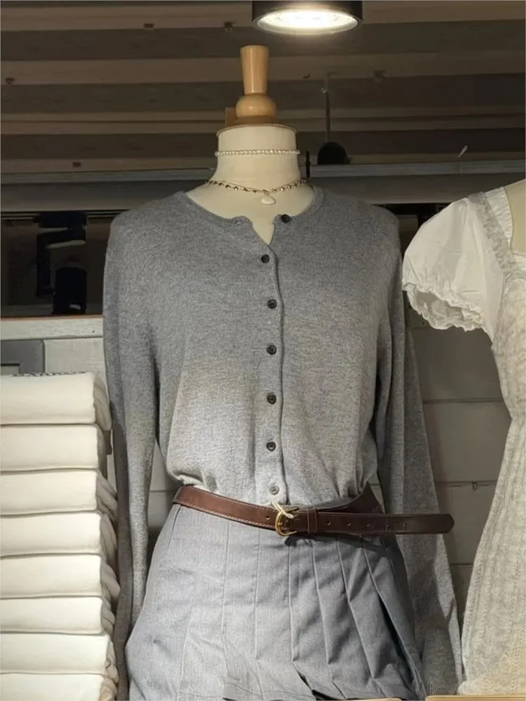 

Серые осенние новые тонкие кардиганы, женские шикарные хлопковые свитера с круглым вырезом и длинными рукавами, женские винтажные повседневные милые кардиганы, топы Y2K