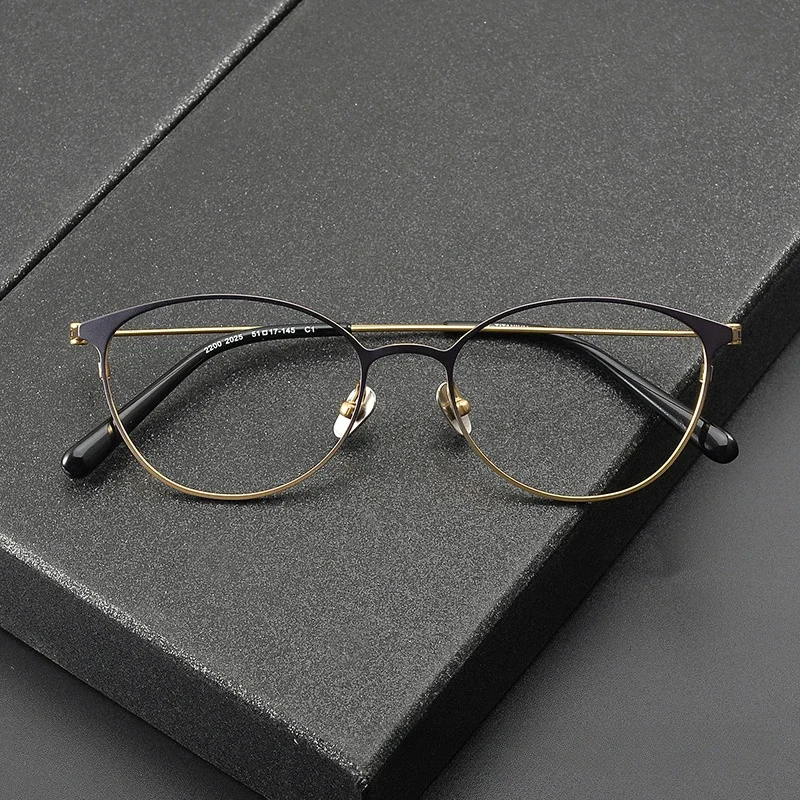 New Titanium Anti-blue Light Small Frame Glasses Myopia Female Cat-eye Ultra-light Prescription Eyeglasses 2200 Fashion Design