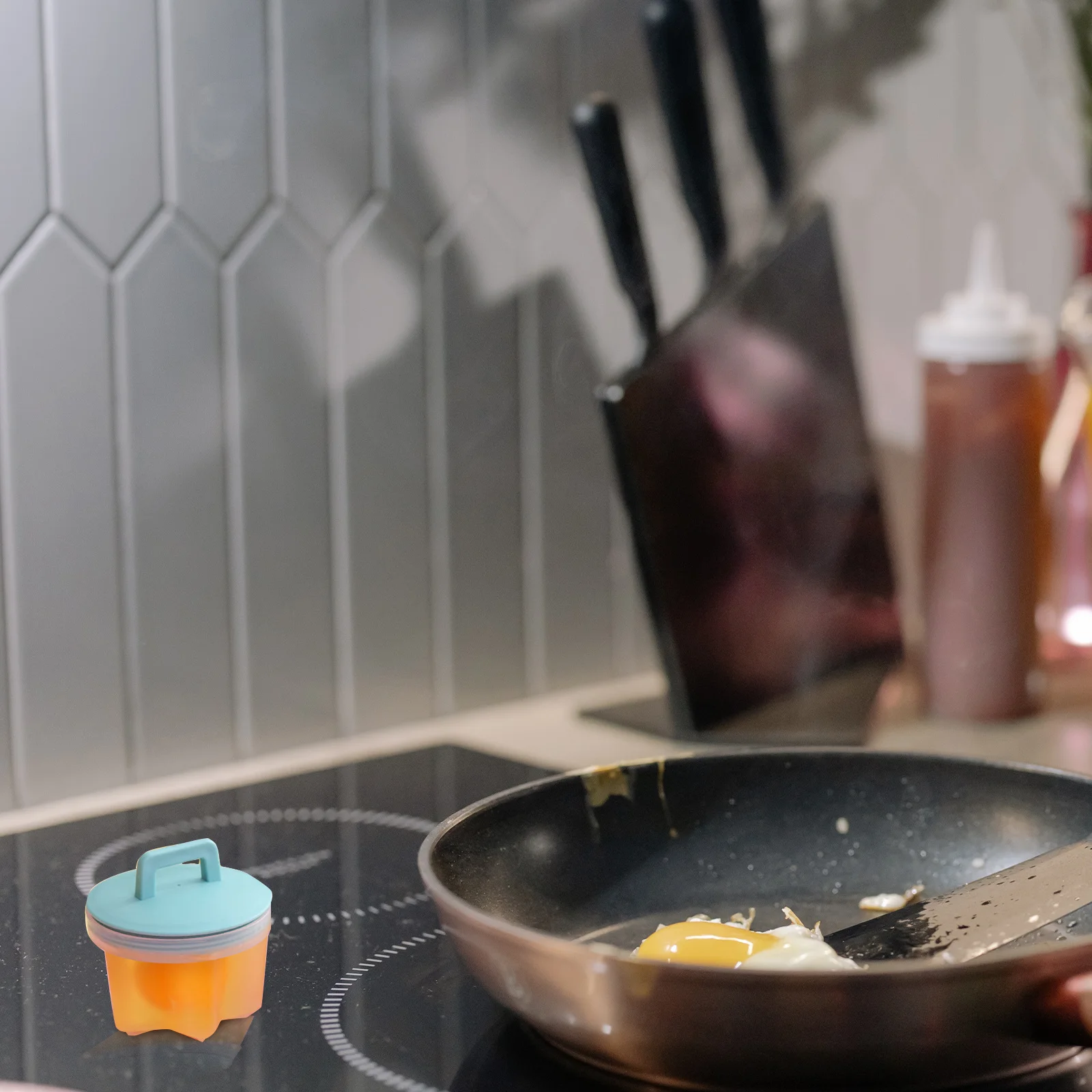 

4Pcs Egg Steamed Cup Microwave Cooker Nonstick Portable Mini Egg Cooker Mold Poached Eggs Kitchen Tool