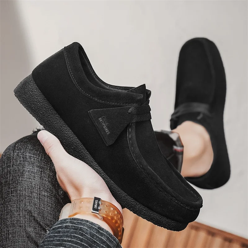 Leichte Freizeitschuhe für Herren. Ein Paar Herren-Freizeit-Laufschuhe für den Frühling/Sommer im Freien. Größen 39 bis 47 – Detail 18