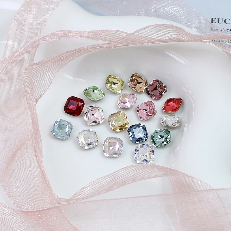 25PCS 8MM DongZhou Fat Square Crystal Fancy Stone Glitter Back Round K9 Glass Beads DIY Rhinestones For Jewelry Making Clothes