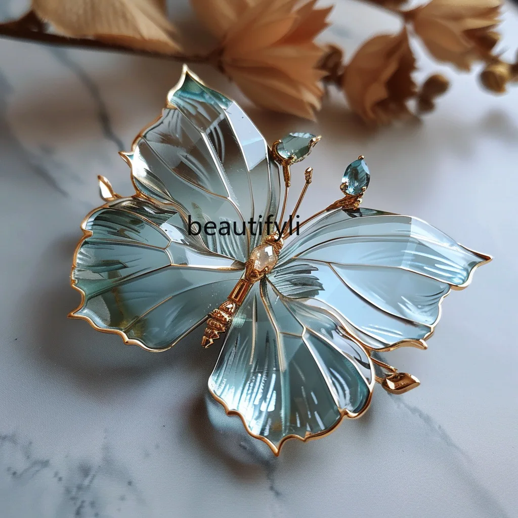 Private custom Europe, America, antique crystal butterfly brooch pendant clothing accessories