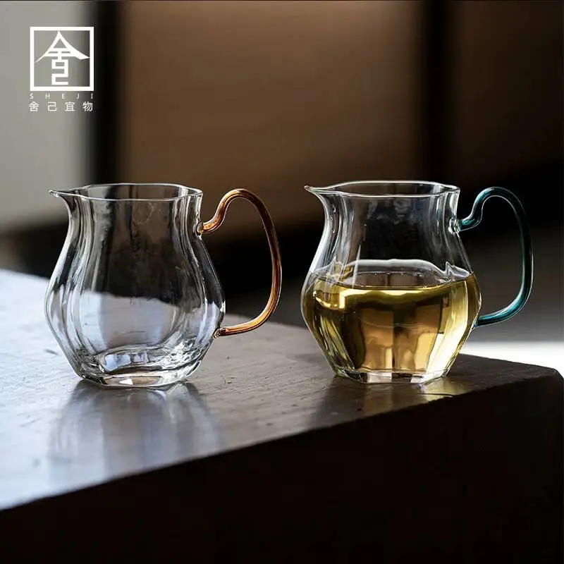 Glass Fair Cup With Handle, Japanese Style Sharing Pot, Large Cup, Kung Fu Tea Set Accessory, Non-Hot To The Touch
