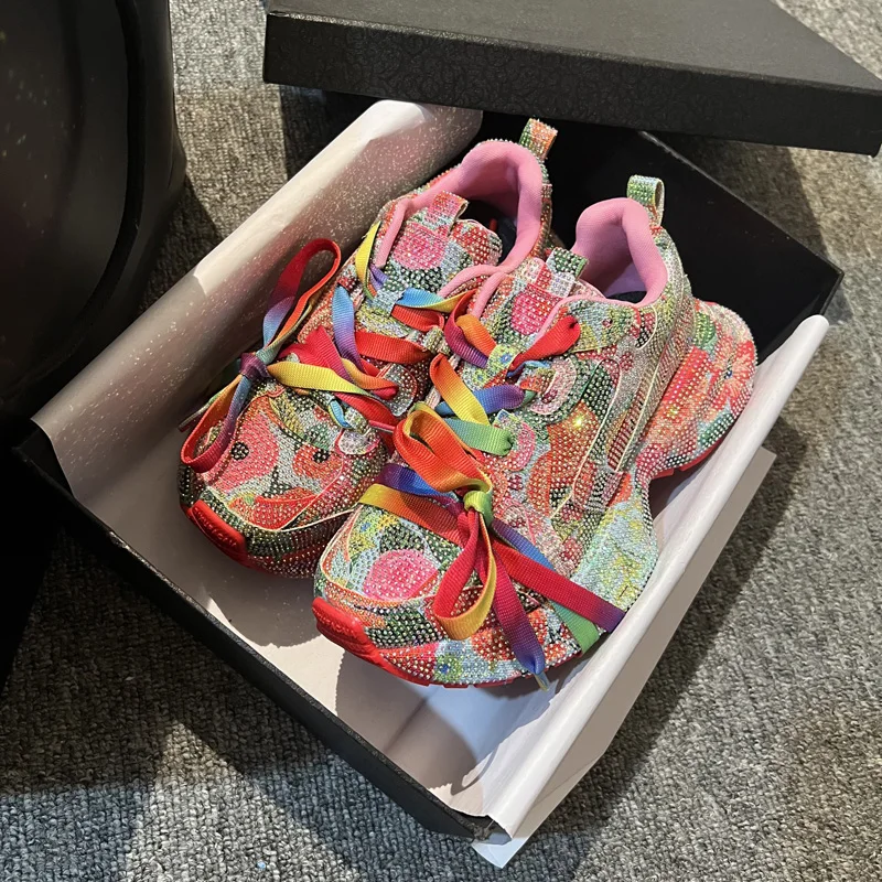 أحذية جديدة لخريف 2025 مصنوعة من حجر الراين بالكامل للأب في الهواء الطلق متعددة الاستخدامات ونعل سميك وقابلة للتنفس لزيادة الارتفاع أحذية الجري الرياضية #2