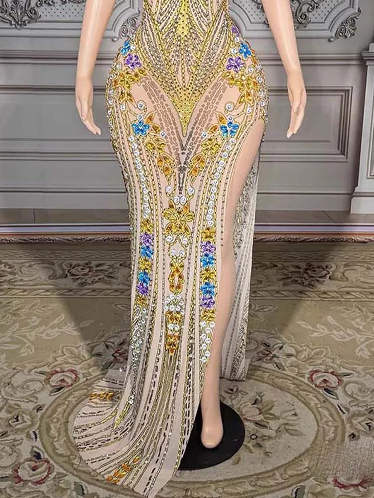 Robe sexy en maille à bretelles enveloppées sur la poitrine, couleur de haute qualité, estampage à chaud, nouvelle mode, vêtements personnalisés pour femmes, 2025