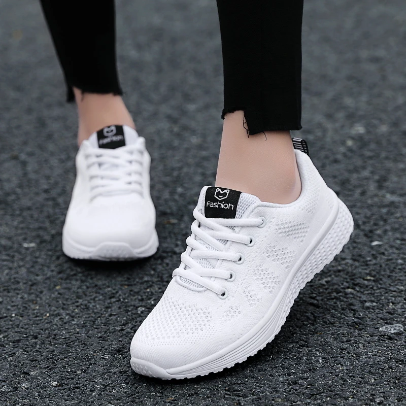 Zapatillas de tenis de malla transpirable para mujer, zapatos deportivos ligeros para trotar al aire libre, zapatillas para caminar, calzado plano