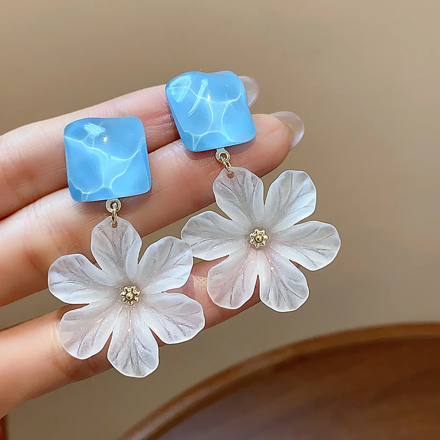 Blue Acrylic Flower…