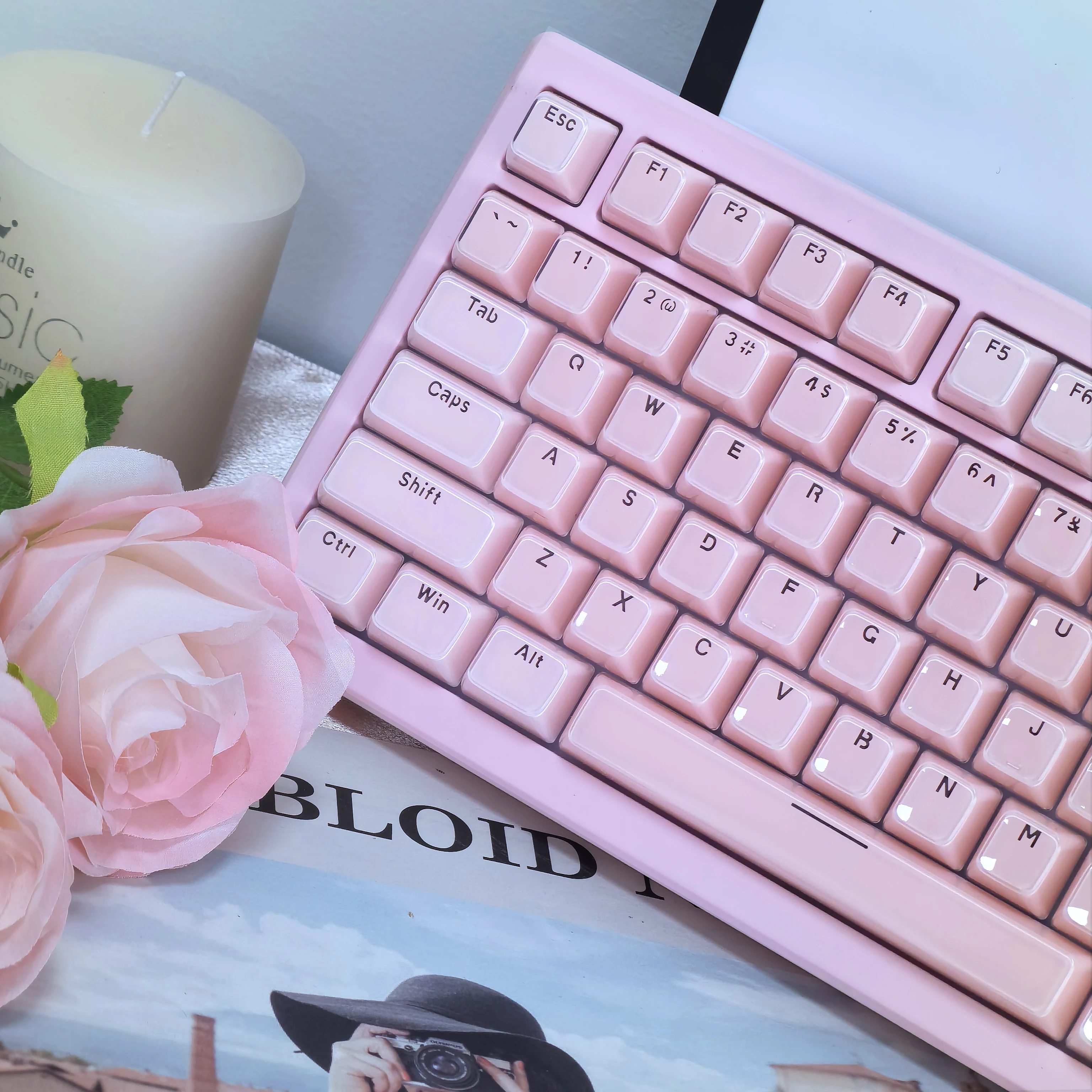 Jelly Keycaps ICE Crystal Translucent Characters Pc+Pbt Material OEM Diy Customized Keycap Set White Blue Pink Keycap 136 Keys