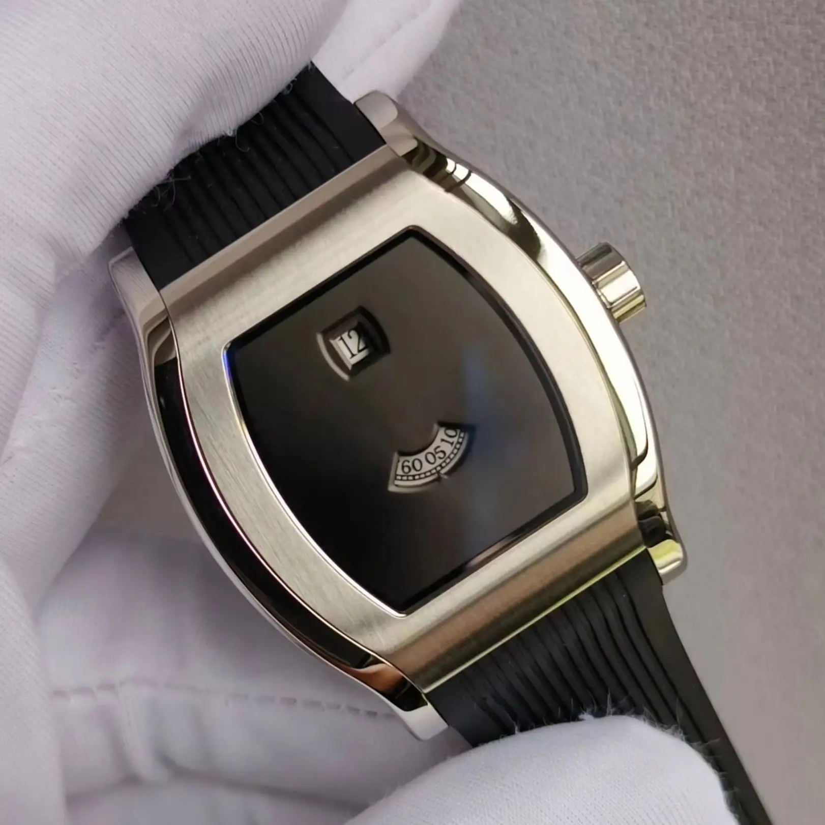 2026 Specht&Söhne Jump Hour Automatikuhr ST1721 Uhrwerk Tonneau Edelstahlgehäuse Saphirglas 50M Wasserdicht Armbanduhr
