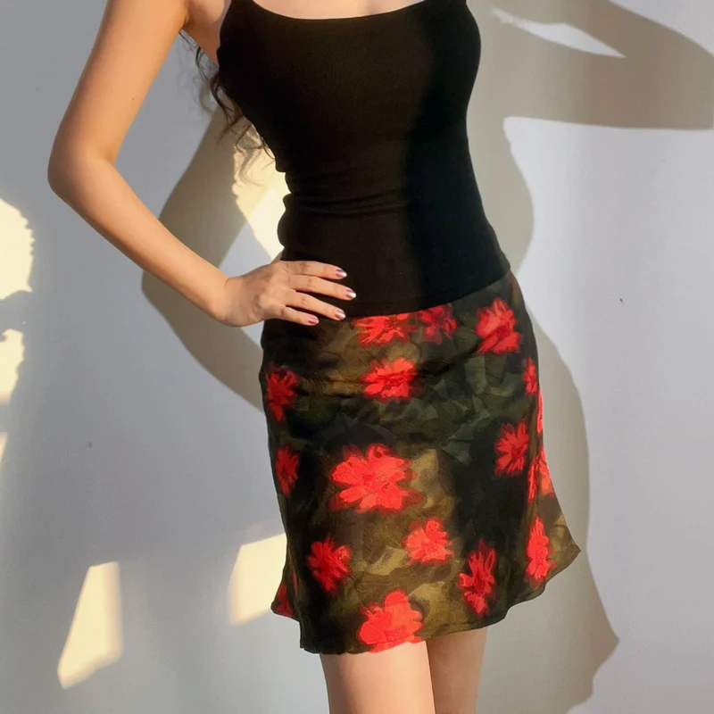 

Women's Vintage Oil Painting A-Line Mini Skirt, Retro Floral Printed Flared Skirt